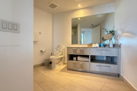 Condominio en venta en Hollywood, Florida, 1 dormitorio, 80.73 m2 № 1957618 - foto 16