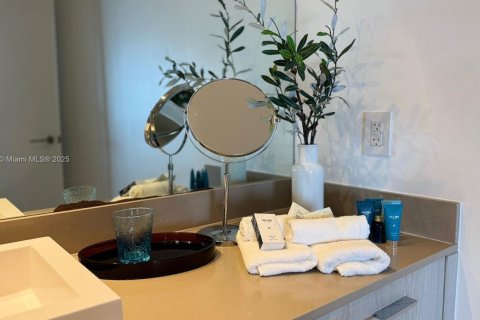 Condominio en venta en Hollywood, Florida, 1 dormitorio, 80.73 m2 № 1957618 - foto 14