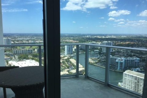 Condominio en venta en Hollywood, Florida, 1 dormitorio, 80.73 m2 № 1957618 - foto 6