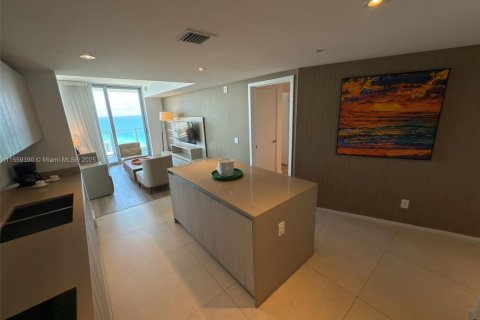 Condominio en venta en Hollywood, Florida, 1 dormitorio, 80.73 m2 № 1957618 - foto 29