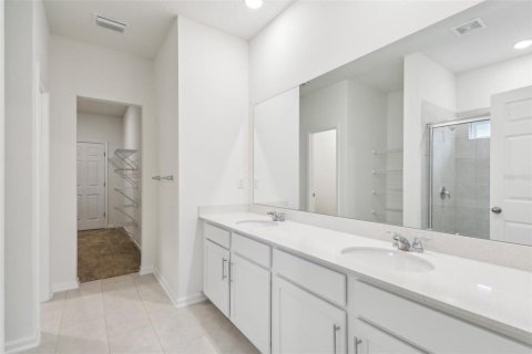 House in North Port, Florida 3 bedrooms, 178.09 sq.m. № 1657276 - photo 16