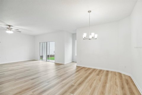 House in North Port, Florida 3 bedrooms, 178.09 sq.m. № 1657276 - photo 11