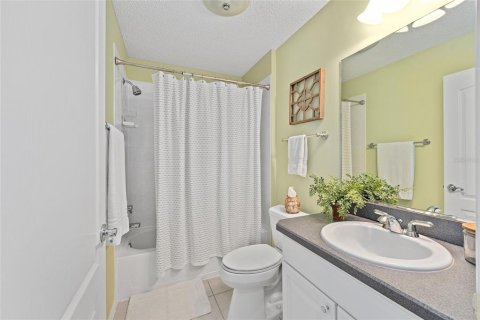 House in The Villages, Florida 3 bedrooms, 172.89 sq.m. № 1749525 - photo 28