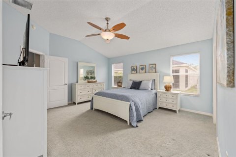House in The Villages, Florida 3 bedrooms, 172.89 sq.m. № 1749525 - photo 21
