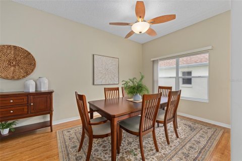 House in The Villages, Florida 3 bedrooms, 172.89 sq.m. № 1749525 - photo 14