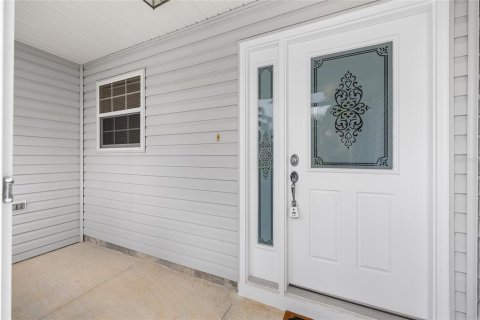 House in The Villages, Florida 3 bedrooms, 172.89 sq.m. № 1749525 - photo 4
