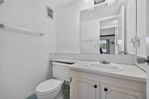 Condominio en venta en West Palm Beach, Florida, 2 dormitorios, 74.14 m2 № 2370107 - foto 4