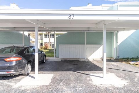 Condo in Indian Rocks Beach, Florida, 3 bedrooms  № 2128544 - photo 28