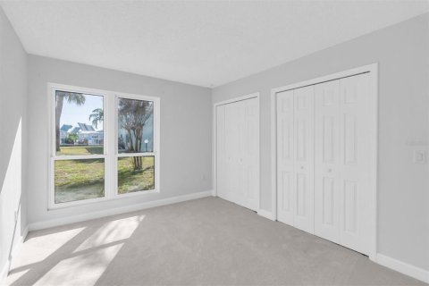 Condo in Indian Rocks Beach, Florida, 3 bedrooms  № 2128544 - photo 20