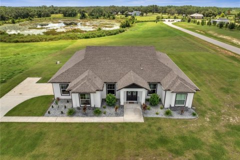 Villa ou maison à vendre à Clermont, Floride: 4 chambres, 269.04 m2 № 1901189 - photo 2