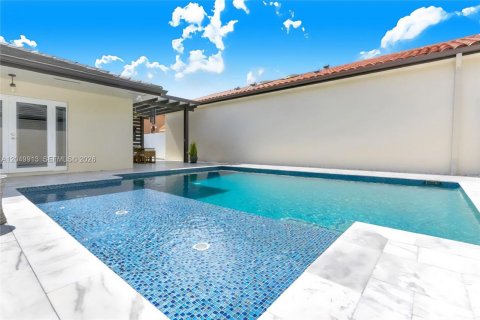 Casa en venta en Miami Lakes, Florida, 3 dormitorios, 145.76 m2 № 2252109 - foto 10