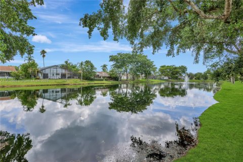 Villa ou maison à vendre à Sunrise, Floride: 3 chambres, 139.45 m2 № 1970106 - photo 20