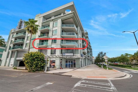 Condo in Tampa, Florida, 2 bedrooms  № 2366751