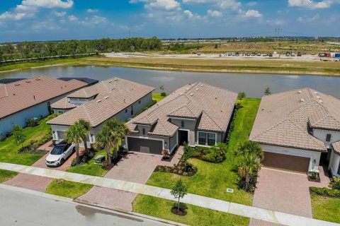 Villa ou maison à louer à Port St. Lucie, Floride: 3 chambres, 233 m2 № 2417923 - photo 23