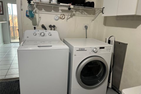 Купить таунхаус в Дейви, Флорида 3 спальни, 157.1м2, № 2057298 - фото 15