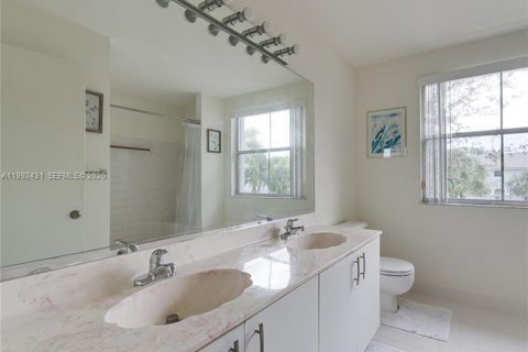 Купить таунхаус в Дейви, Флорида 3 спальни, 157.1м2, № 2057298 - фото 23