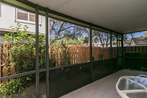 Купить таунхаус в Дейви, Флорида 3 спальни, 157.1м2, № 2057298 - фото 14