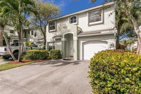 Купить таунхаус в Дейви, Флорида 3 спальни, 157.1м2, № 2057298 - фото 3