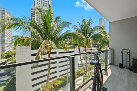 Купить кондоминиум в Майами, Флорида 3 спальни, 189.8м2, № 1997304 - фото 19