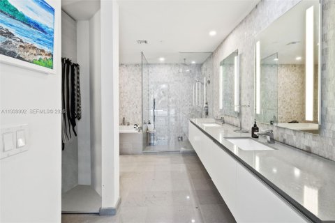 Купить кондоминиум в Майами, Флорида 3 спальни, 189.8м2, № 1997304 - фото 11