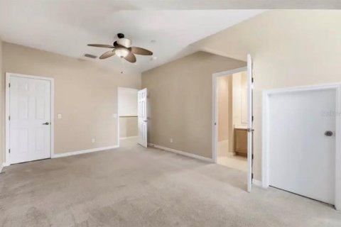 Townhouse in Clermont, Florida 3 bedrooms, 224.92 sq.m. № 2220127 - photo 27