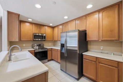 Townhouse in Clermont, Florida 3 bedrooms, 224.92 sq.m. № 2220127 - photo 8