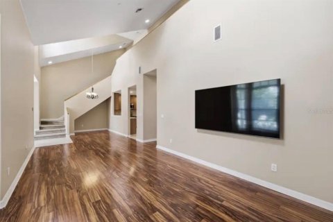 Townhouse in Clermont, Florida 3 bedrooms, 224.92 sq.m. № 2220127 - photo 14