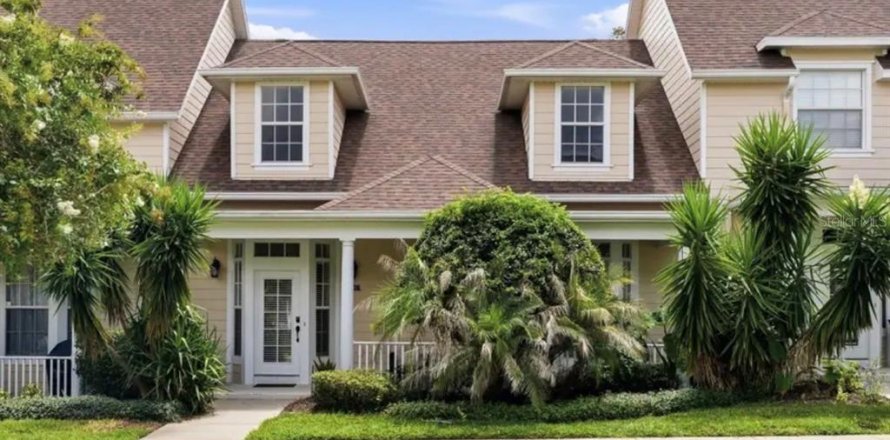 Townhouse in Clermont, Florida 3 bedrooms, 224.92 sq.m. № 2220127