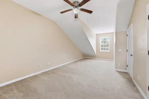 Townhouse in Clermont, Florida 3 bedrooms, 224.92 sq.m. № 2220127 - photo 22