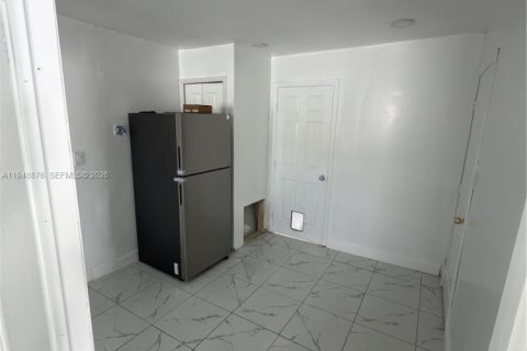 Снять в аренду виллу или дом в Форт-Лодердейл, Флорида 2 спальни, 195.56м2, № 2004693 - фото 28