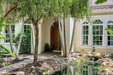 House in Sarasota, Florida 4 bedrooms, 374.95 sq.m. № 2156228 - photo 5