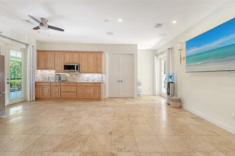 House in Sarasota, Florida 4 bedrooms, 374.95 sq.m. № 2156228 - photo 30