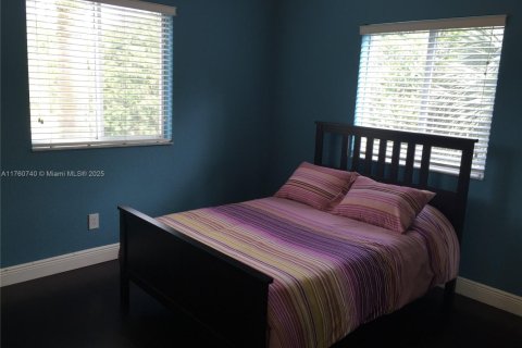 Condo in Doral, Florida, 3 bedrooms  № 1691194 - photo 23
