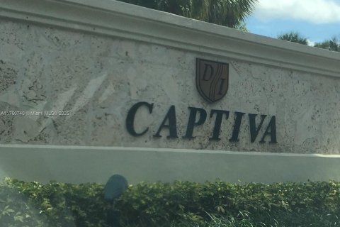 Condo in Doral, Florida, 3 bedrooms  № 1691194 - photo 1