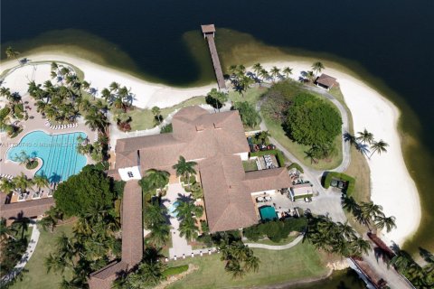 Condo in Doral, Florida, 3 bedrooms  № 1691194 - photo 12