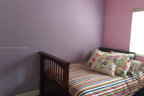 Condo in Doral, Florida, 3 bedrooms  № 1691194 - photo 24