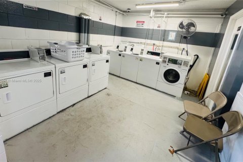 Copropriété à vendre à Davenport, Floride: 1 chambre, 27.87 m2 № 2038160 - photo 15