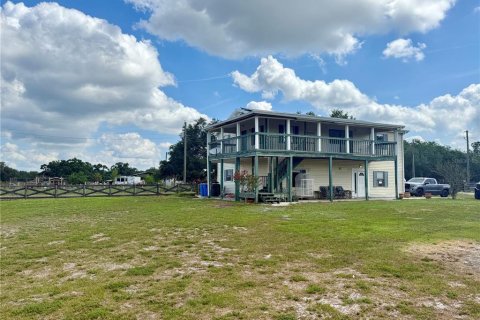 House in Fish Hawk, Florida 4 bedrooms, 228.91 sq.m. № 1745017 - photo 2