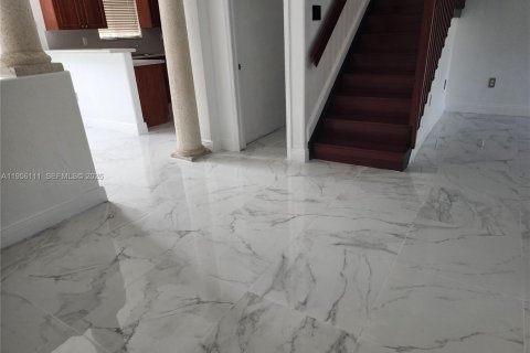 Touwnhouse à louer à Hialeah, Floride: 3 chambres, 128.76 m2 № 2011929 - photo 16