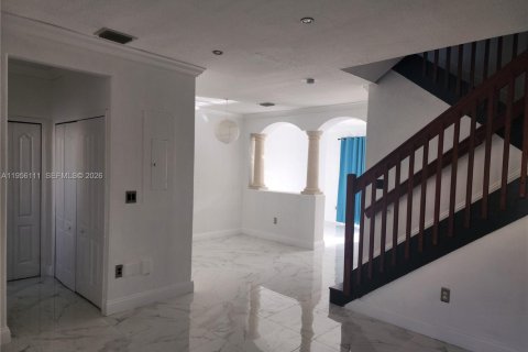 Touwnhouse à louer à Hialeah, Floride: 3 chambres, 128.76 m2 № 2011929 - photo 13