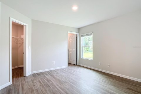 Immobilier commercial à vendre à Port Charlotte, Floride: 4 chambres, 195.47 m2 № 1910817 - photo 8