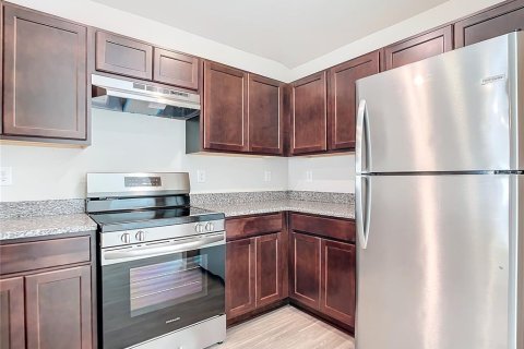 Immobilier commercial à vendre à Port Charlotte, Floride: 4 chambres, 195.47 m2 № 1910817 - photo 4
