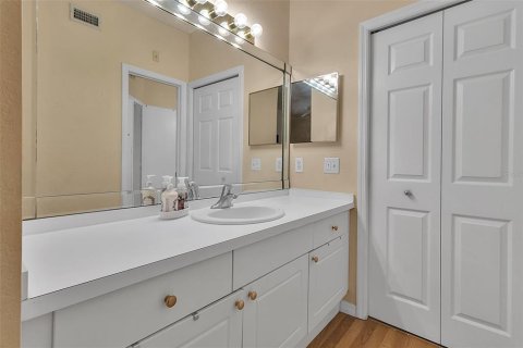 Купить кондоминиум в Сарасота, Флорида 5 комнат, 103.68м2, № 1912833 - фото 29