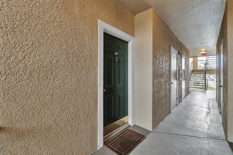 Купить кондоминиум в Сарасота, Флорида 5 комнат, 103.68м2, № 1912833 - фото 3