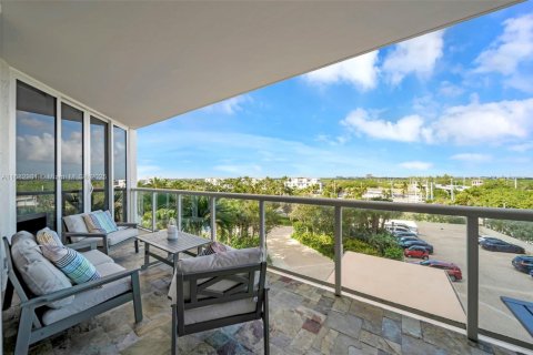 Купить кондоминиум в Холливуд, Флорида 3 спальни, 184.69м2, № 1956725 - фото 17