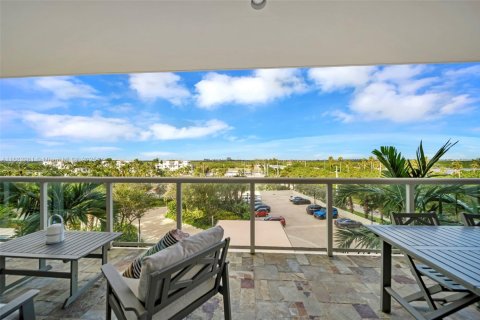 Купить кондоминиум в Холливуд, Флорида 3 спальни, 184.69м2, № 1956725 - фото 16