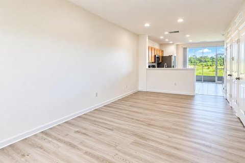 Touwnhouse à louer à Riverview, Floride: 2 chambres, 110 m2 № 2418745 - photo 5