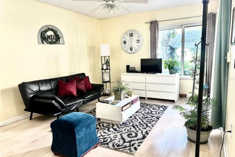 Condo in Clearwater, Florida, 1 bedroom  № 1873326 - photo 8