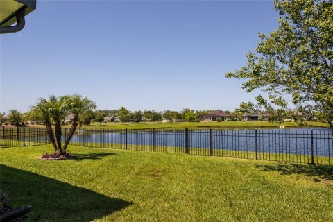 House in Palm Coast, Florida 4 bedrooms, 177.72 sq.m. № 1736434 - photo 10