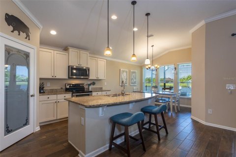 House in Palm Coast, Florida 4 bedrooms, 177.72 sq.m. № 1736434 - photo 19